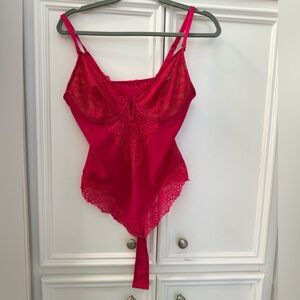 Popilush Fuschia Lace Bodysuit
